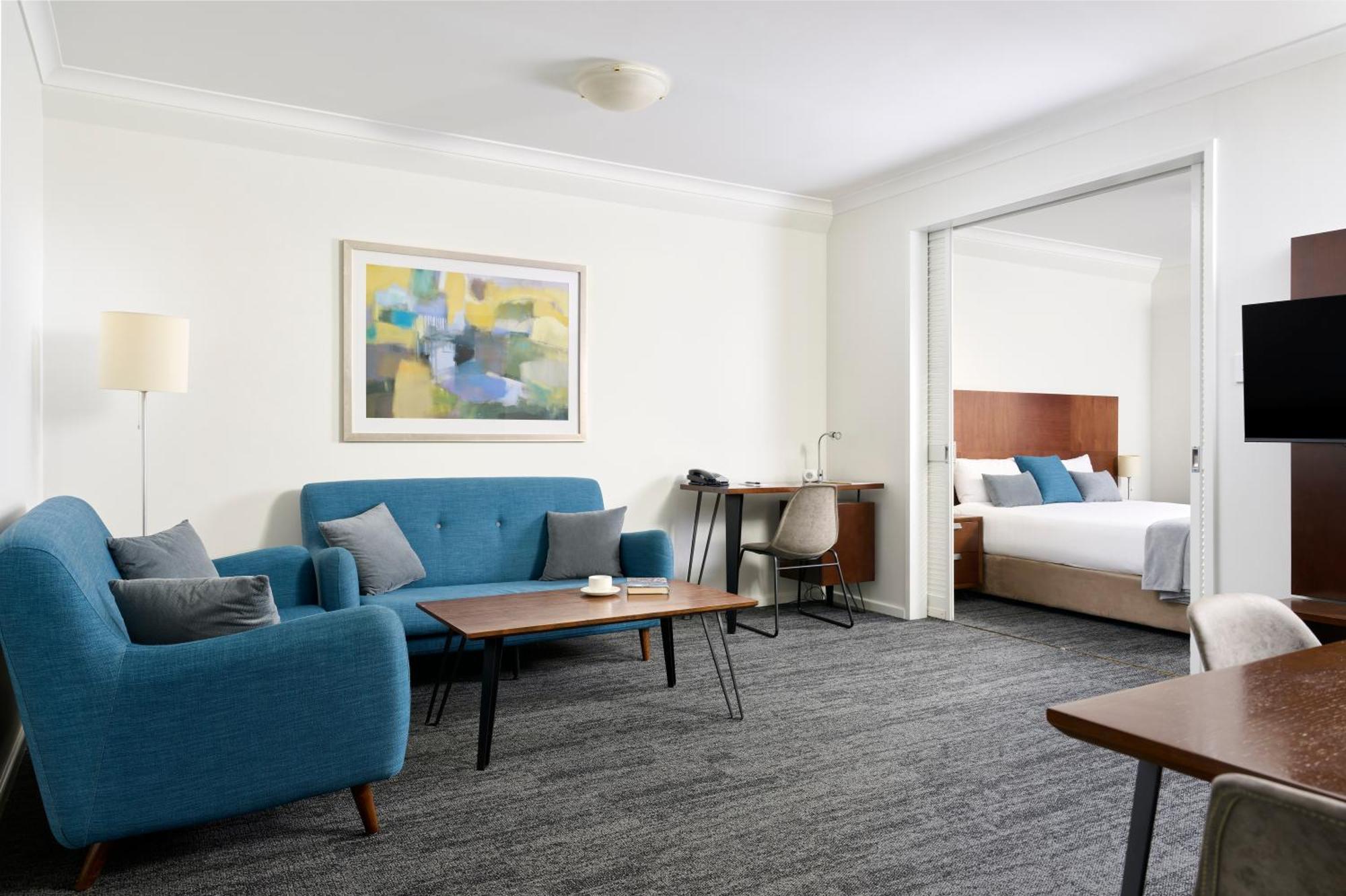 Quest West End Aparthotel Perth Exterior photo